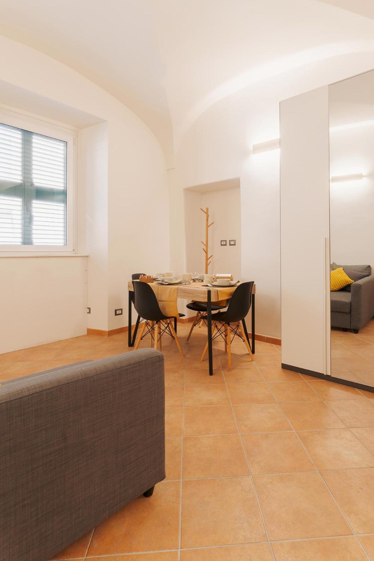 Naru 2 Apartment Civitavecchia Bagian luar foto